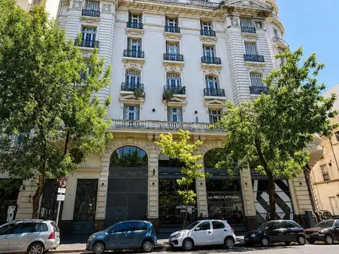 Oficina en Venta 50 años
