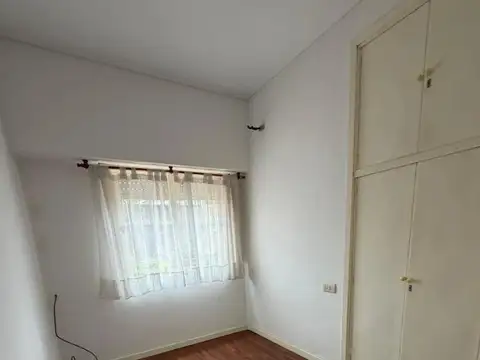 Depto Tipo Casa en Venta con 1 cocheras