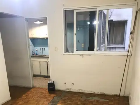 Ambrosetti 100, Piso 3