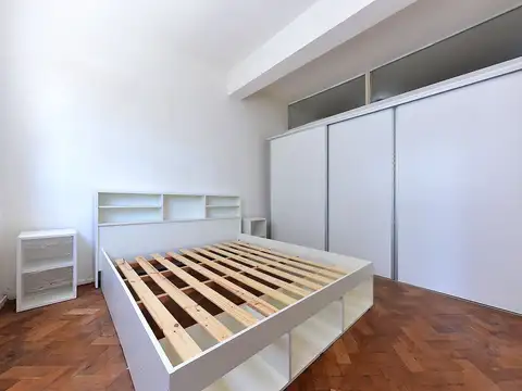 VENTA 2 AMB RECOLETA BALCON LUMINOSO EN PISO ALTO