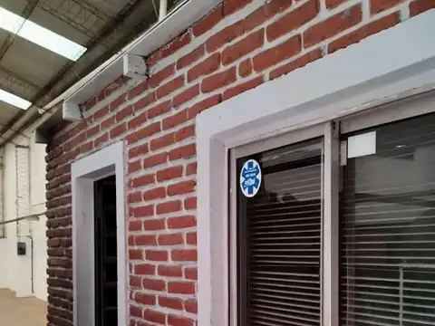 Galpon en Alquiler 27  mts Fondo