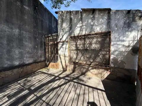 Galpon en Venta 71  mts Fondo