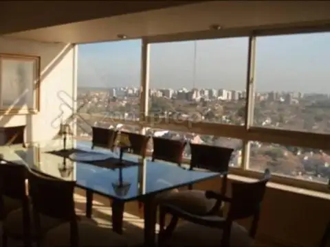 Departamento 4 ambientes con 5 baños