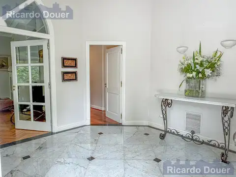 Increible Casa en Alquiler en Barrio Santa Rita