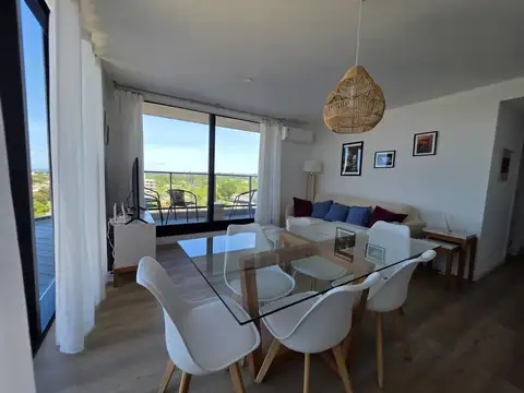 More Atlántico - Avda Roosevelt - Parada 22 , Piso 8