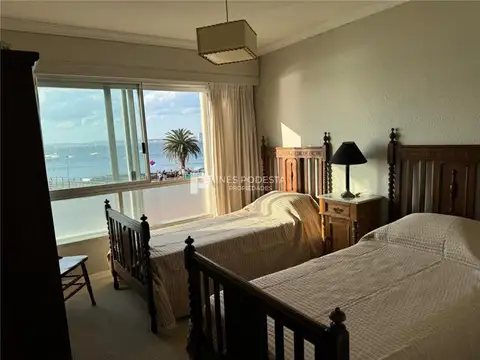 Apartamento en Alquiler, Peninsula, Punta del Este, 4 Dormitorios.