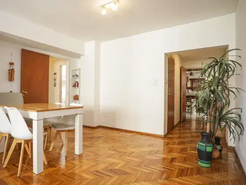 Departamento 4 ambientes con 3 baños