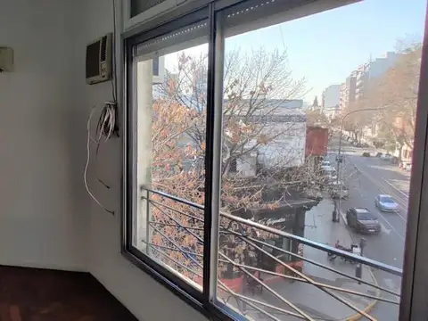 Departamento en Venta en Parque Chacabuco, USD 93.000