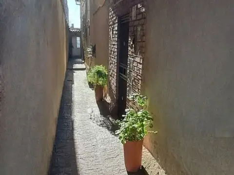 America 300, Piso pb