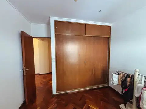 Departamento céntrico en Edificio Jockey Club