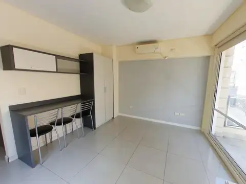 Oficina en Alquiler en Recoleta, USD 400.000