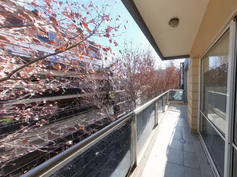 Oficina en Recoleta - Larrea 1200