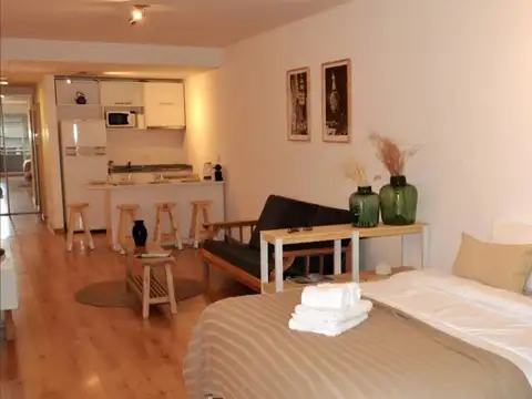 Av Presidente Julio A Roca 700 Monserrat 1amb U$115.000
