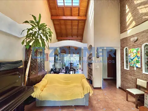Casa en Venta al Este