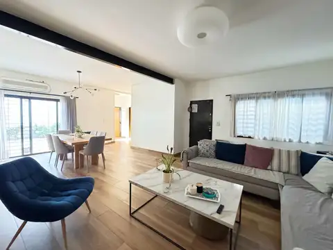 Depto Tipo Casa 5 ambientes con 3 baños