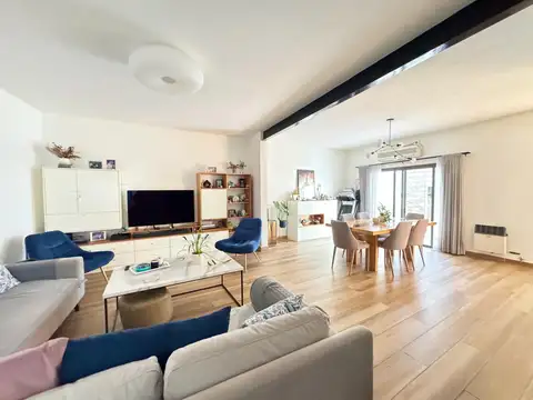 Venta de PH 5 Ambientes Con Patio y TERRAZA Apto Profesional en Caballito