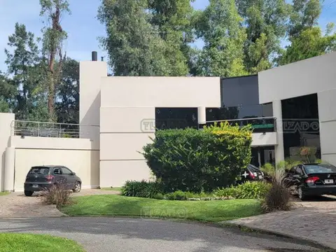 Casa  en Venta en Campos de Alvarez, Francisco Álvarez, Moreno
