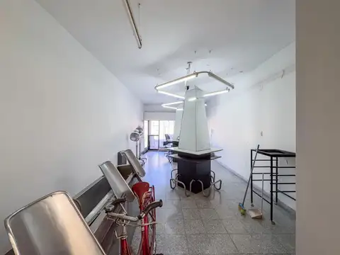 Local en Alquiler en Parque Casado, $ 400.000