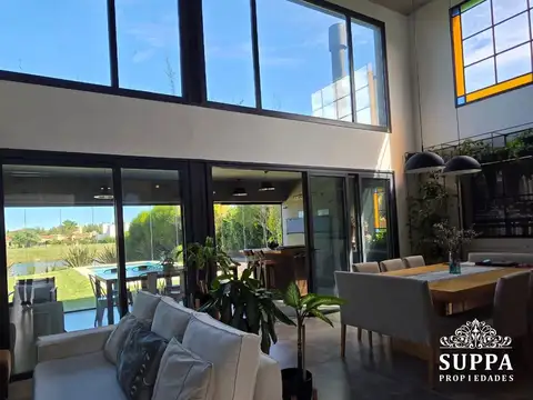 Casa en Venta al Noreste