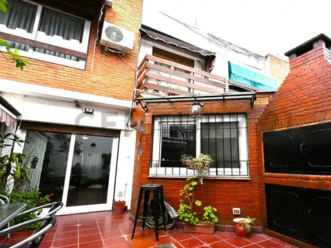 Depto Tipo Casa en Venta de 4 ambientes