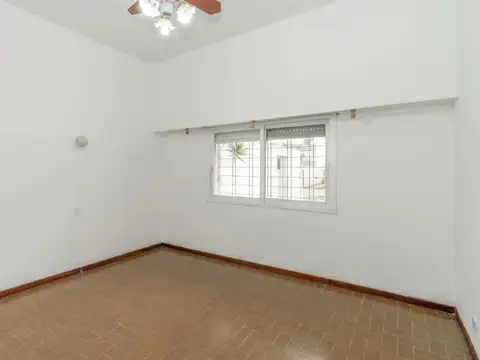 Depto Tipo Casa en Alquiler de 3 ambientes