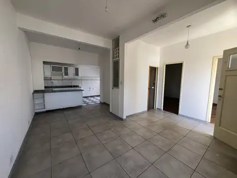 Excelente PH de 3 amb, muy luminoso, 1º piso por Esc. Sin Exp. Pleno centro de Olivos