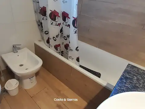 Casa 5 ambientes con 2 baños