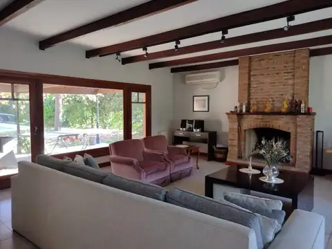 San Carlos Country Club