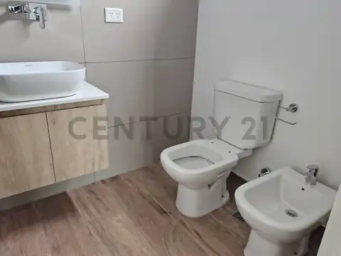 Divino departamento de 4 ambientes con balcon terraza con parrilla en Construccion en Saavedra