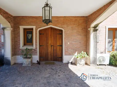 Casa en Venta de 5 dormitorios