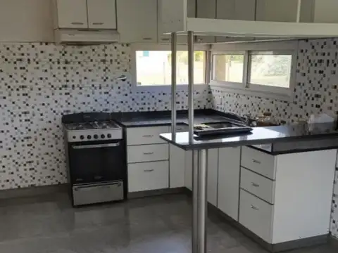 Casa en venta, barrio cerrado San Eduardo, Pilar del Este