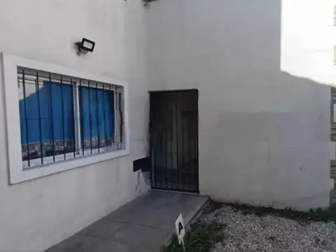 CASTELAR,MONOAMB,COCHERA,USO COMERCIAL/VIVIENDA, COCHERA