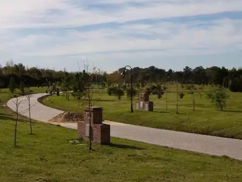 Hermoso lote en venta en El Cardal II, Cardales