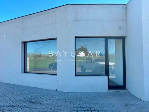 Local Comercial en Alquiler - Cañada Plaza - Pilar
