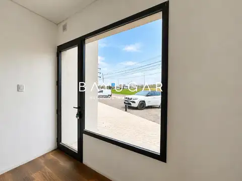 Local en Alquiler en Villa Alpina Ii, USD 1.300