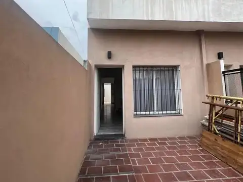 Nuevo Valor Venta Excelente Dúplex De 3 Ambientes - Patio- Villa Madero