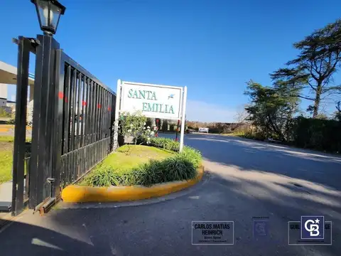 Santa Emilia - Pilar del Este
