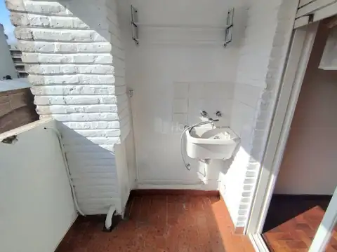 Avenida pellegrini 1700