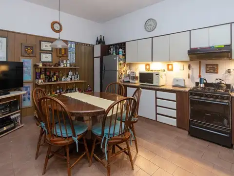 Depto Tipo Casa en Venta en Monte Castro, USD 245.000