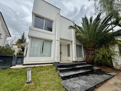 Venta casa Barrio Dalvian Las Heras mendoza