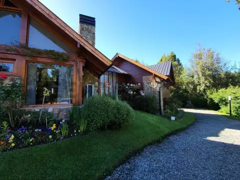Casa en Venta en Villa la Angostura, USD 750.000