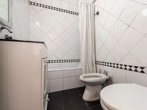 Departamento en Venta en Flores, USD 88.000