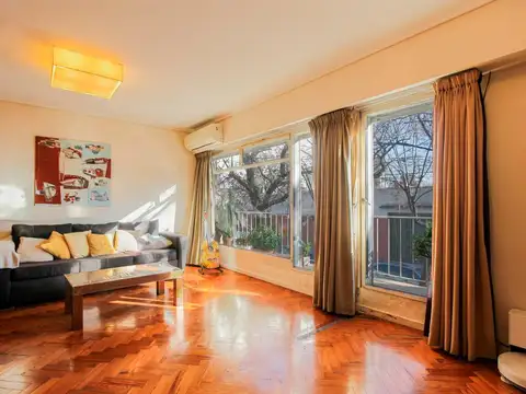 Depto Tipo Casa en Venta de 5 ambientes