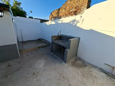 Casa en Alquiler en Villa Gobernador Galvez, $ 580.000
