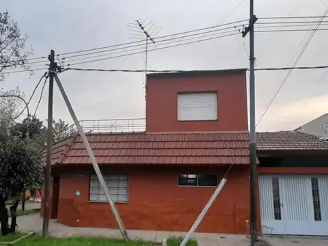 Casa en Venta en Lanus, USD 85.000