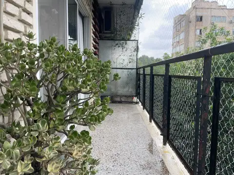 Departamento 4 ambientes con 2 baños