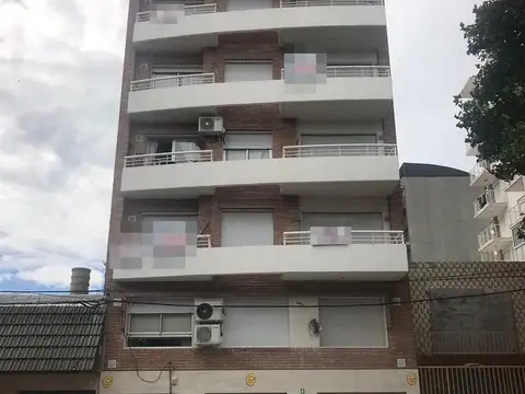 Ituzaingo  400 - Cochera Nº 1