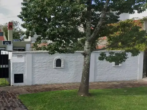 Casa 4 amb de 100 m2 en venta - San Miguel, zona residencial - Hogar a leña