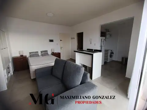 Departamento en Alquiler en Piñeyro, $ 490.000