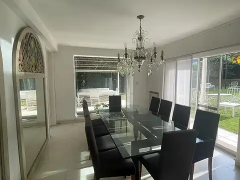 Casa en Barrio Parque